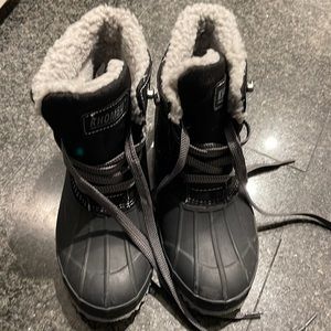 Never worn winter boots